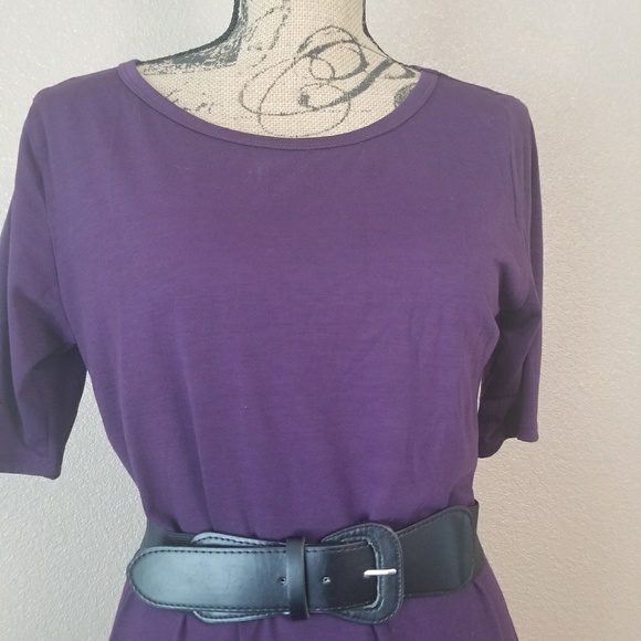 LuLaRoe Dresses & Skirts - NWOT LuLaRoe Julia dress - unicorn wine color - Lg